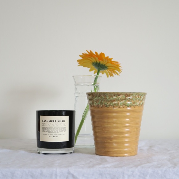 Vintage Neutral Planter - Picture 3 of 3